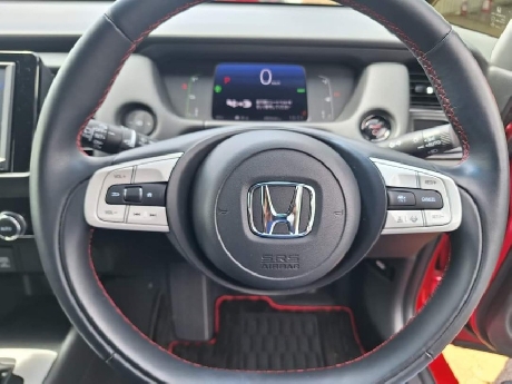Honda Fit E:HEV Home Edition 
